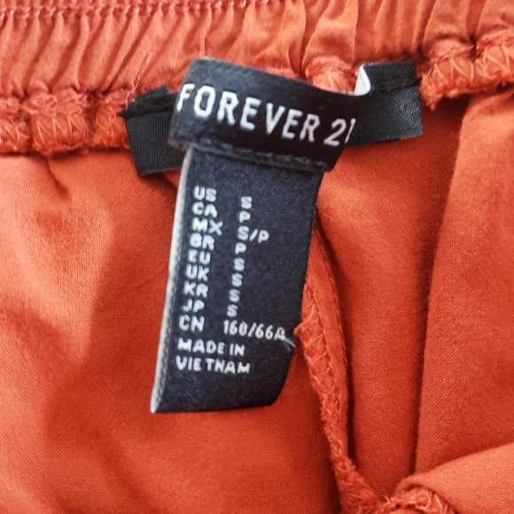 4/20$ - NWOT - FOREVER 21 - Women's Mini Short - S - Picture 4 of 5